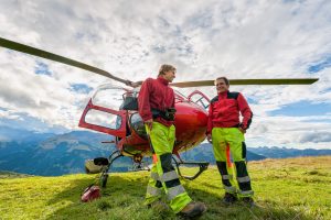  Flight nurse - a picture of nurses waiting around for action